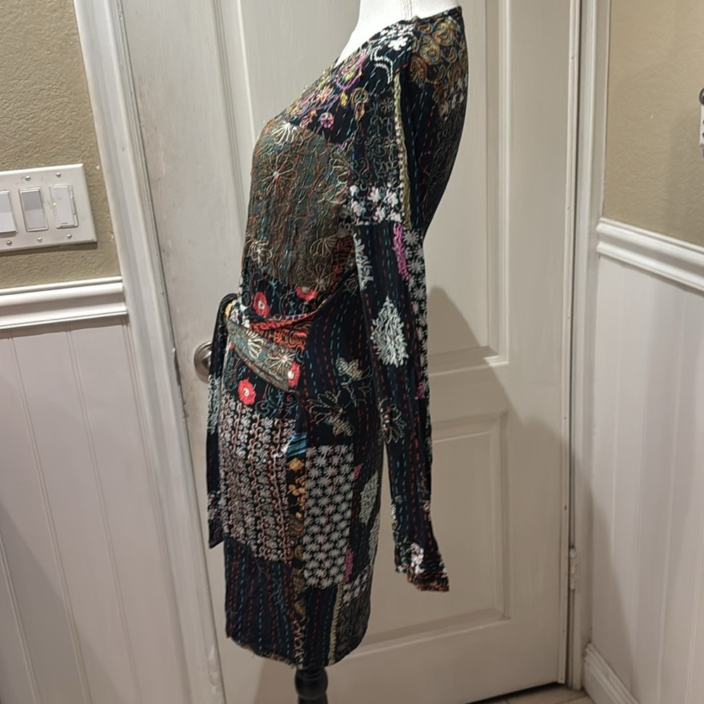 Amazing Desigual patchwork pattern dress w built in sash and gold thread accent - Picture 9 of 13